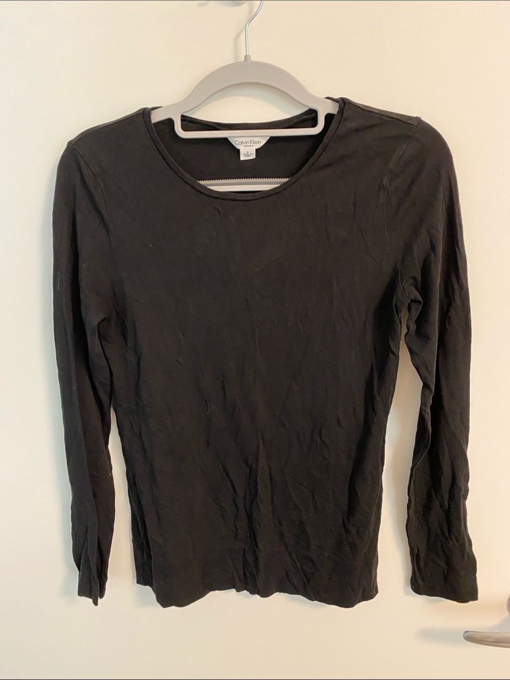 Calvin Klein Women's Black Long Sleeve Crew Top